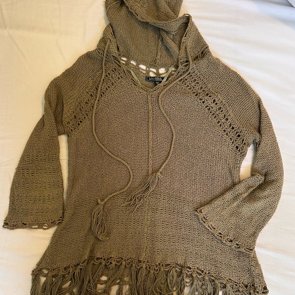 Love Stitch Olive V-Neck Hooded Sweater